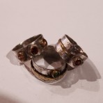 Gredzens "Viduslaiku" ar sarkano akmeni