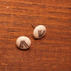 Auskari  nagliņas ar trepēm